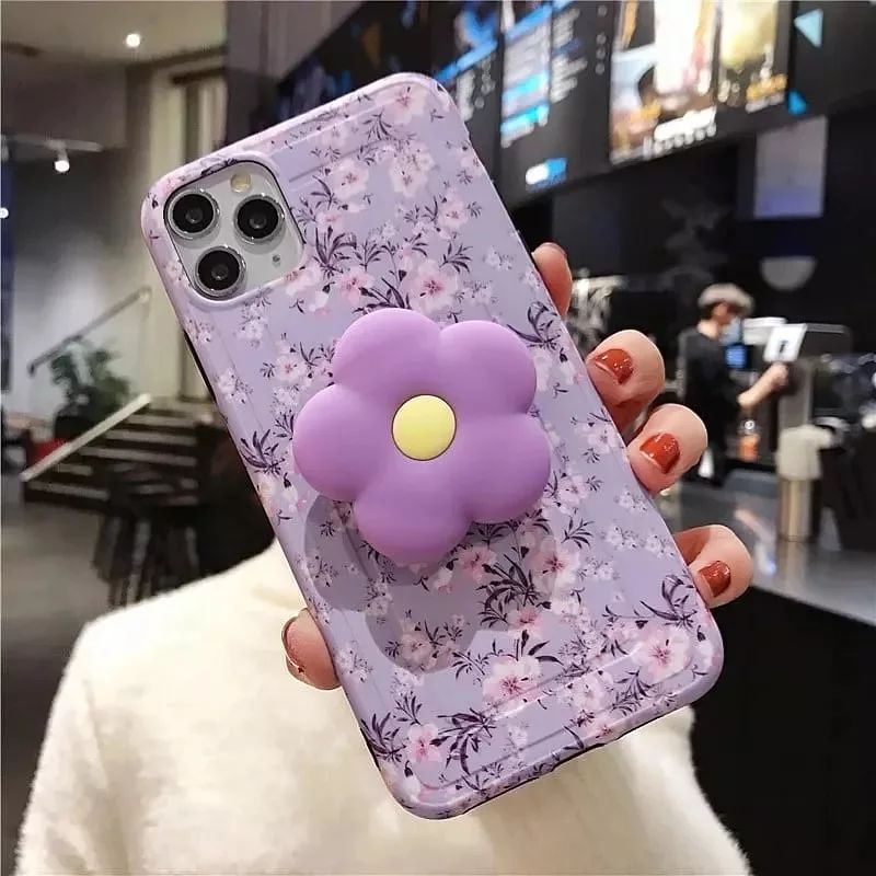 Purple 💜 Flower Case with Popholder